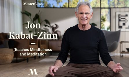 Jon-Kabat-Zinn-Teaches-Mindfulness-and-Meditation